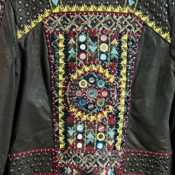 Double D Ranch heavily embellished embroidered Abenaki Jacket. Limited edition. - Picture 10 of 12